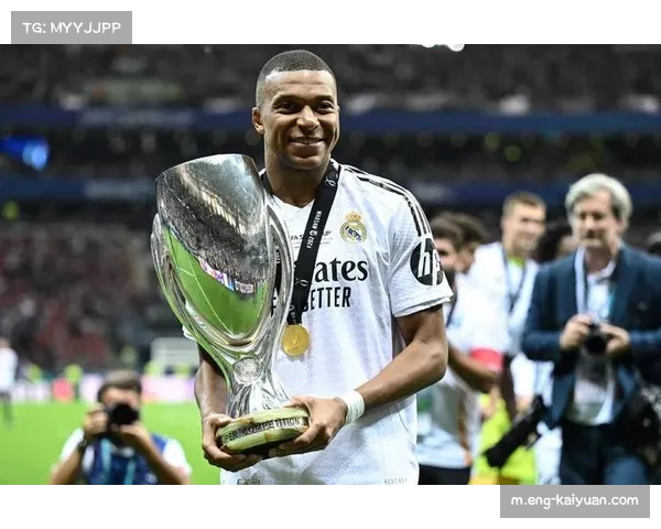 皇马三后卫体系磨合进展，攻防转换节奏提升进球效率